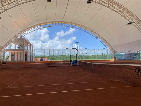 The rafa nadal academy, founded by rafael nadal in 2016, has welcomed a bevvy of top players during its four years of existence. Clay courts at Rafa nadal academy in Cancun : tennis