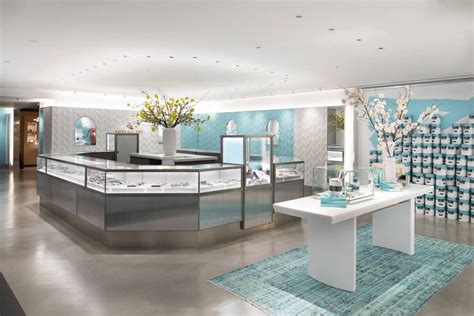 exclusive luxury stores to discover in new york city in 2021 luxury store luxury interior