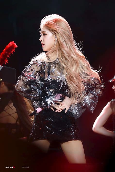 In 2012 she moved back to. Literally 26 Ethereal Photos of BLACKPINK's Rosé from the ...