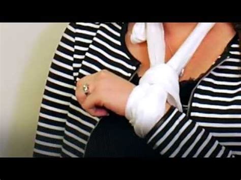 And there are concerns about safety and the risk of asphyxiation. VITAL FIRST AID PART 3 COLLAR AND CUFF SLING - YouTube