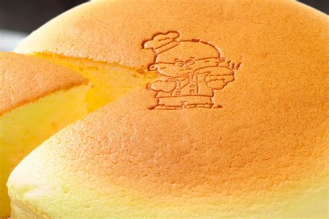 Uncle Tetsu Is Bringing Japanese Cheesecake To Midtown Eater Ny