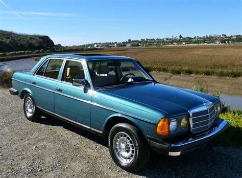 1984 mercedes 300d turbo diesel. Mercedes Motoring - 1984 300D Turbo Diesel Sedan