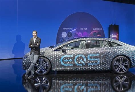 The mercedes eqs launch event mercedes' latest, and most premium, electric car to date. Mercedes EQS: alle details over zijn futuristisch ...