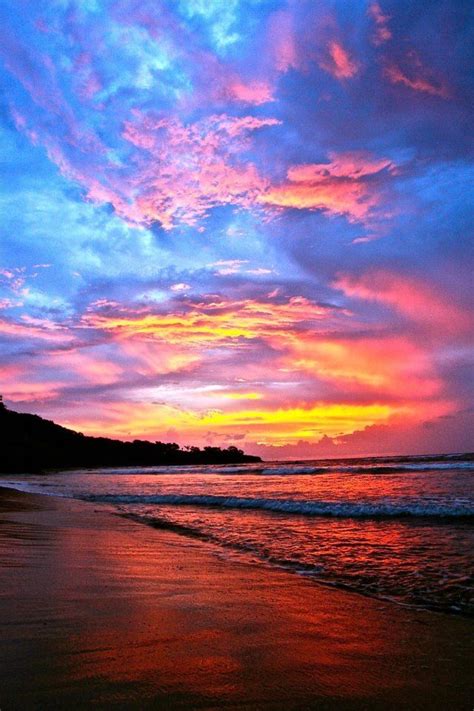 The color palette that it provides, the purple sky, all the shadows, and the silhouettes create a magnificent sight… Fire Sky | Beautiful sky, Beautiful sunset, Beautiful nature