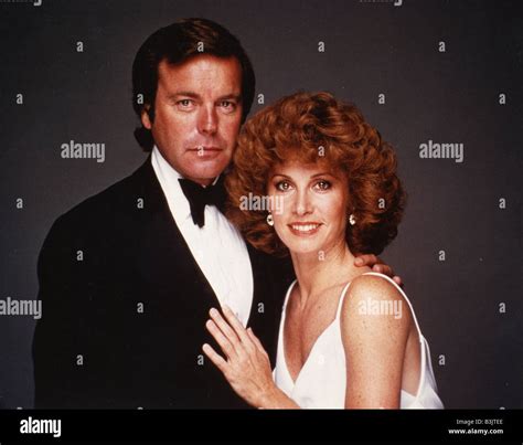 hart to hart 1979 columbia tv series with robert wagner and stephanie