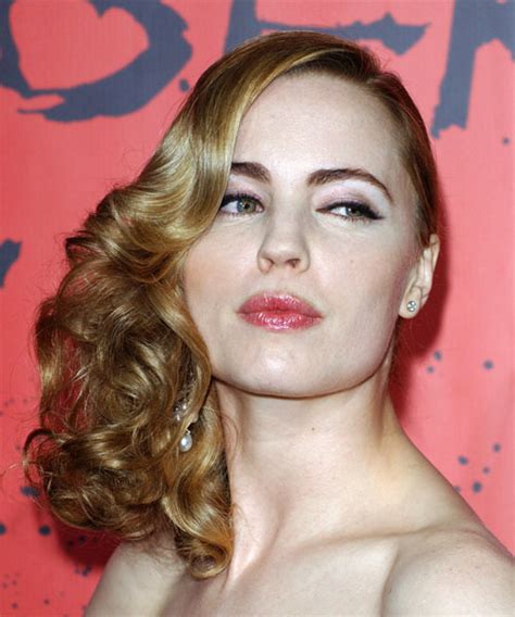 Melissa George Curly Formal Half Up Hairstyle