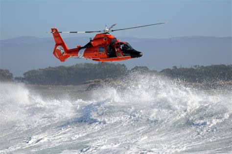 Dvids Images Coast Guard Conducts Search And Rescue Training Image