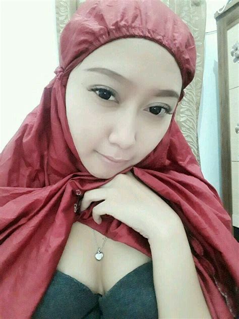 Abg jilbab habis main di hotel. Jilbab Cantik Hot Di Twitter - Tutorial Hijab Anti Letoy ...