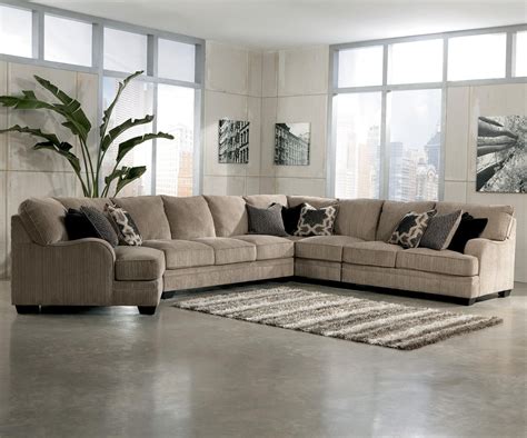 Katisha Platinum 5 Piece Sectional Sofa With Left Cuddler By