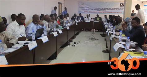 Vidéo Afrique De Louest à Bamako élus Et Médias Invités à Prendre