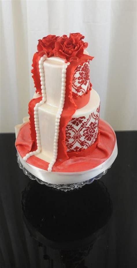 If you want a cake, i'll need 2 to 3 weeks notice. Valentine Birthday Cake - cake by Sugarpixy - CakesDecor