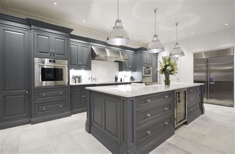 Designer Kitchens | Traditional & Contemporary Kitchens | Tom Howley