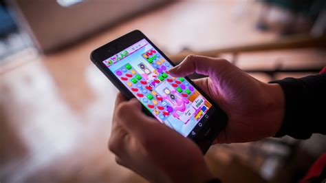Los juegos y8 también se puedan jugar en dispositivos móviles y tiene muchos juegos de pantalla táctil para celulares. 5 juegos que puedes jugar en el navegador web de tu móvil - ChicaGeek