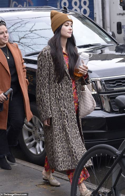 Kacey Musgraves Teams Comfy Pajamas With Gucci Shoes For Low Key Outing