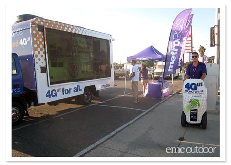 Metropcs Using Mobile Out Of Home Media To Create An Event Out Of