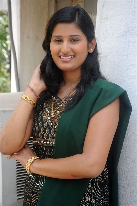 Telugu Cinema Wallpapers Actress Bharathi Stills Gallery