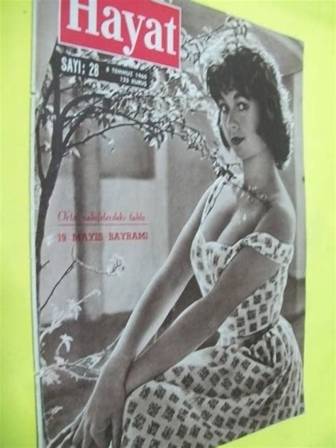 9 mart 2010 günü i̇zmir bornova çamdibi'de nedret güvenç tiyatro sahnesi adında bir tiyatro açıldı. Nedret Güvenç (05.09.1930, İzmir), Türk Tiyatro - Sinema ...