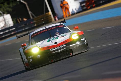 Wec Quatre Porsche 911 Rsr Officielles Aux 24 Heures Du Mans