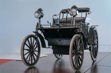 Meet The Worlds Oldest Luxury Automobile The 130 Year Old Daimler