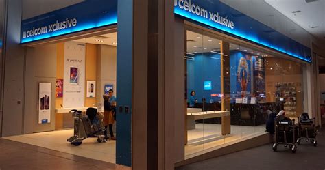 Now with lots of data and more ways to use it, especially when sharing with your family or devices. Celcom Xclusive at the klia2 | Malaysia Airport KLIA2 info