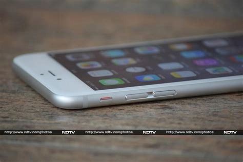 Iphone 6 Plus Review Almost Too Much Of A Good Thing Ndtv