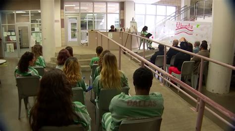 Program At Dallas County Jail Helps Female Inmates Make The Most Of