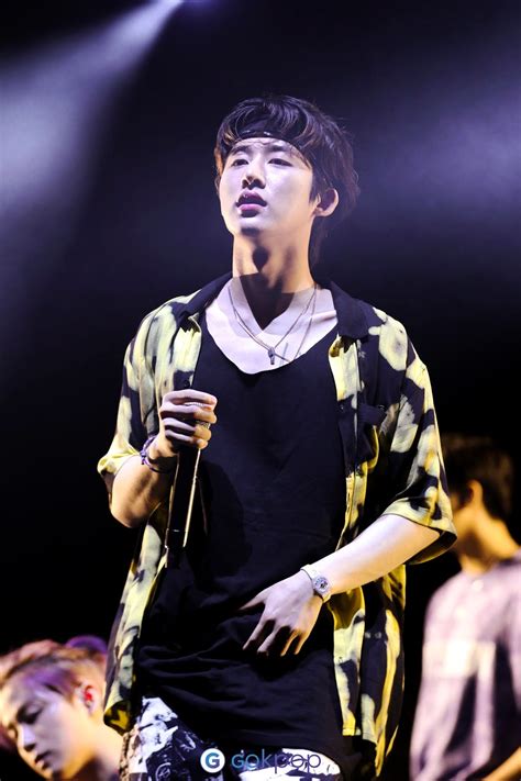 Always comfortable & always on trend. iKON parties up at Skechers Sundown Festival 2019