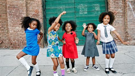 10 Year Old Girl Responds To Classmates For Bullying Her Natural Hair Goes Viral Allure