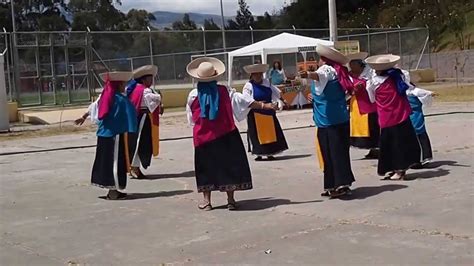 Traditional Ecuadorian Dance Quito Ecuador Youtube