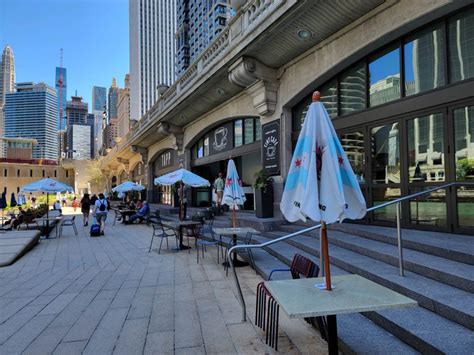 Chicago Riverwalk Restaurants A Complete Guide To Dining On The
