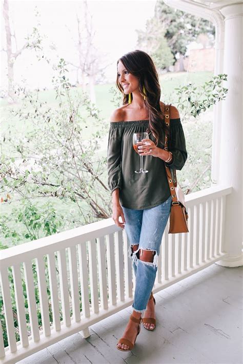 25 flirty outfits to wear this spring 2024 outfit ideas for women her style code