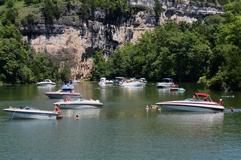 Shorty Pants Lounge Lake Of The Ozarks Another Epic Summer At The Lake
