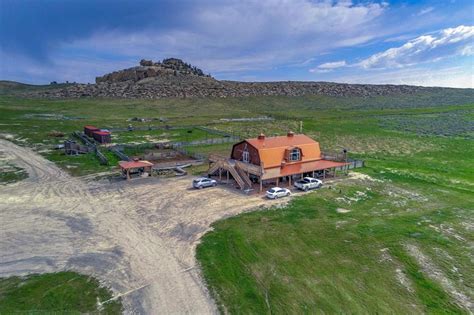 Kanye Wests Amazing Homes From His Wyoming Ranches To A 57m Concrete
