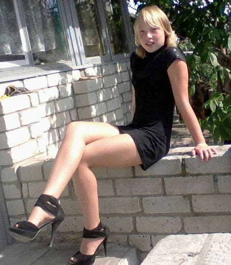Mom Says Im Still Too Young To Wear Heels Like This When W E Go