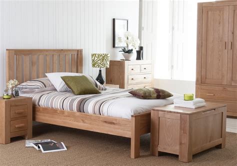 It's durable, easy to maintain and it looks great. Light Wood Bedroom Furniture