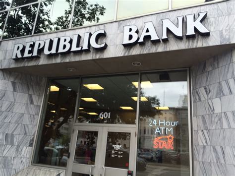 Republic Bank And Trust Company Banks And Credit Unions 601 W Market St