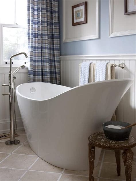 Throughout the years homes have turned out to be significantly more innovative. Top 20 Deep Bathtubs for Small Bathrooms Ideas That You ...