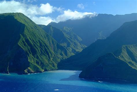 Molokai Accommodations Places To Stay On Molokai Go Hawaii