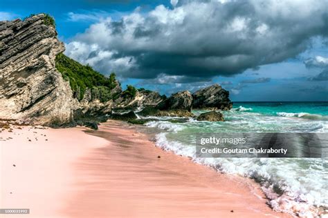 Hidden Beach Of Bermuda High Res Stock Photo Getty Images