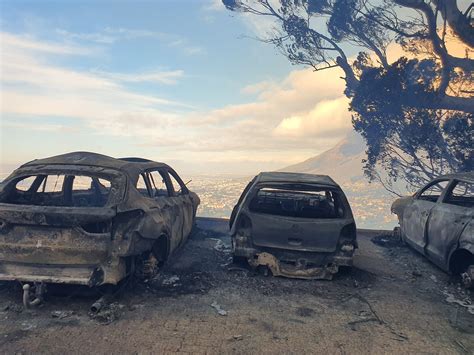 At Least Six Cars Burnt Out In Lions Head Fire Za
