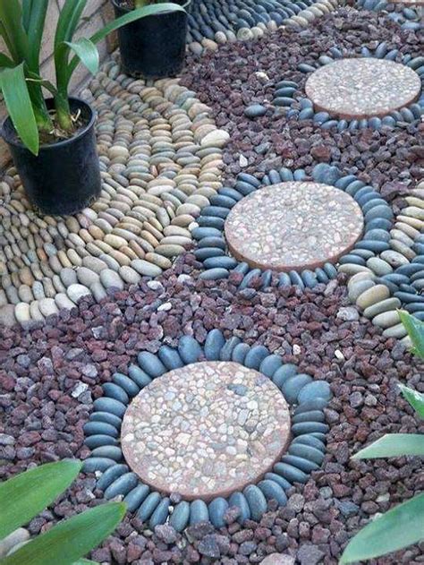Cool Diy Ideas To Spice Up Garden With Pebbles Art Rock Garden