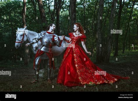 Medieval Knight With Lady Stock Photo Alamy