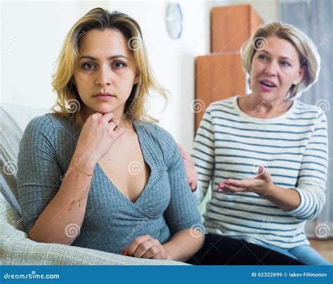 Senior Mother Screaming On Adult Daughter In Domestic Argument Stock Image Image Of Berate