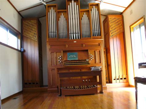 House Organ Roger Brown Website