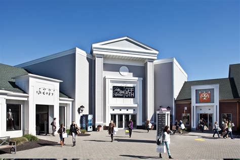 Shopping Excursion To Woodbury Common Premium Outlets New York City
