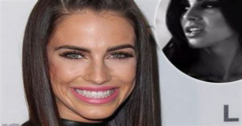 Jessica Lowndes Gets Fans Hot Under The Collar As She Strips Completely