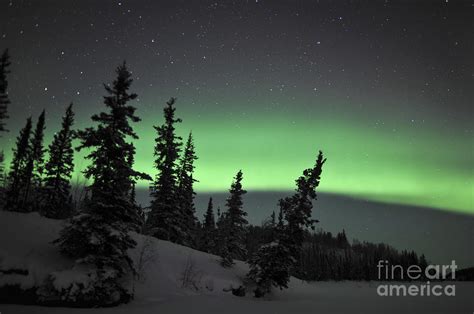 Aurora Borealis Over Vee Lake Photograph By Jiri Hermann Fine Art America