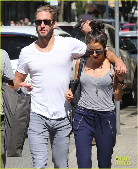 The Bachelorette S Kaitlyn Bristowe Shawn Booth Step Out After