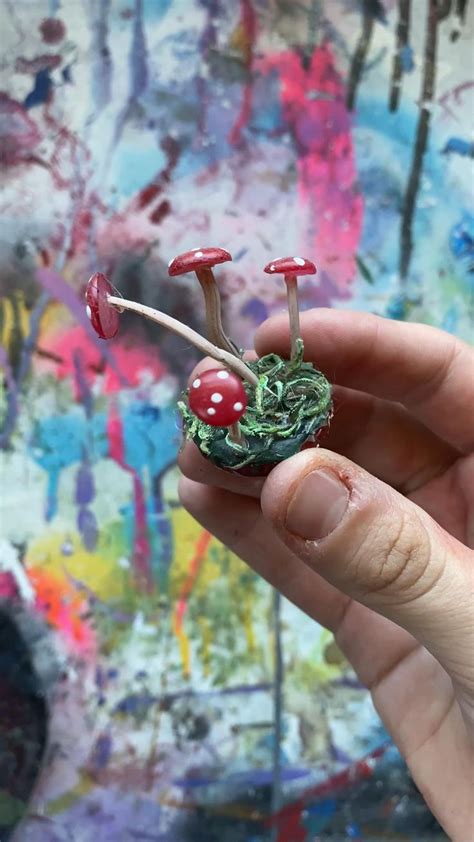 Diy Hot Glue Mushrooms 🍄🧚‍♀️ In 2022 Diy Clay Crafts Mushroom Crafts Diy Creative Crafts