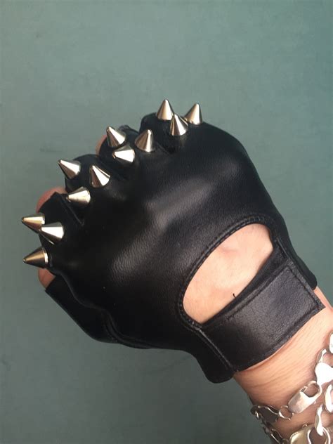 Black Leather Gloves With 3 Silver Spikes Small Etsy Hong Kong